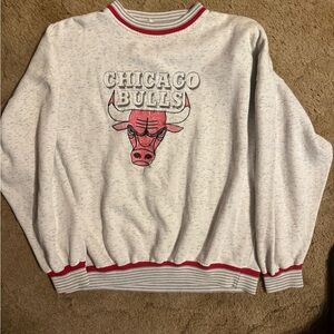 VINTAGE RARE SWINGSTER CHICAGO BULLS SWEATSHIRT IN SIZE XL